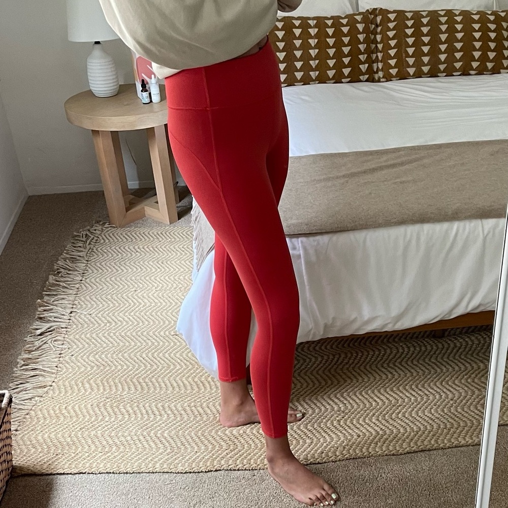 Vuori Pink Leggings, Large